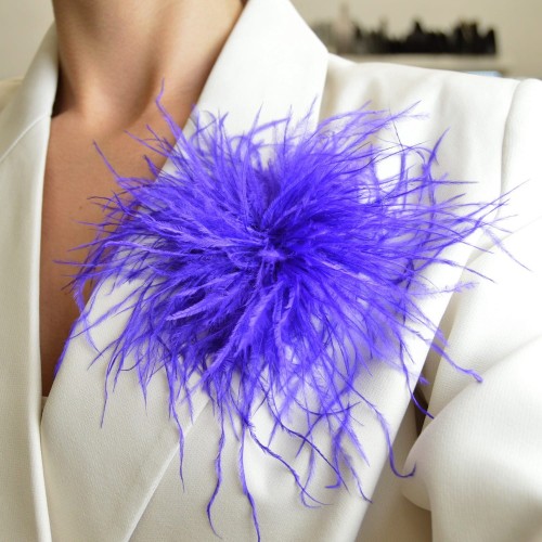 Broszko-spinka pióra marabut ultra fiolet