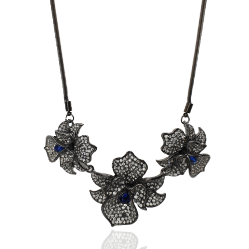 Naszyjnik oksydowany z trzema kwiatami