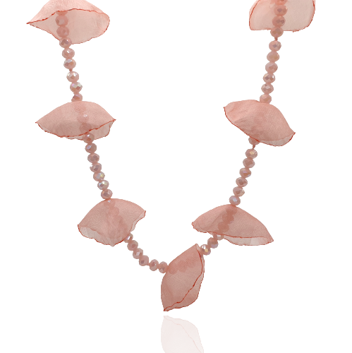 Naszyjnik materiałowe kwiaty i koraliki pudrowy