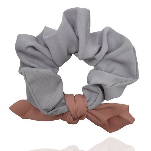 Gumka do włosów scrunchie z wiązaną kokardą