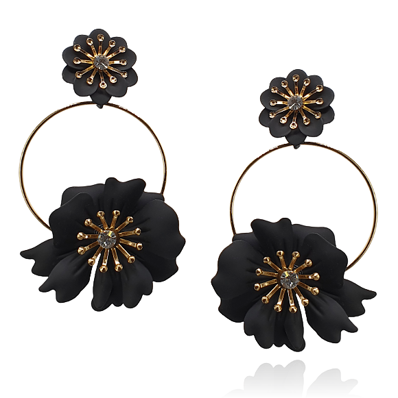 Kolczyki metalowe matowe kwiaty na złotym kole