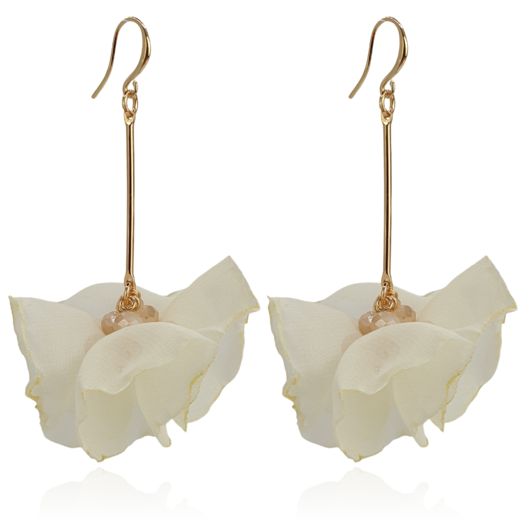 Kolczyki materiałowe na złotym patyczku ecru