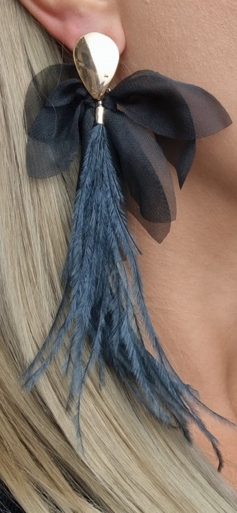 Kolczyki materiałowe z piórkami czarne