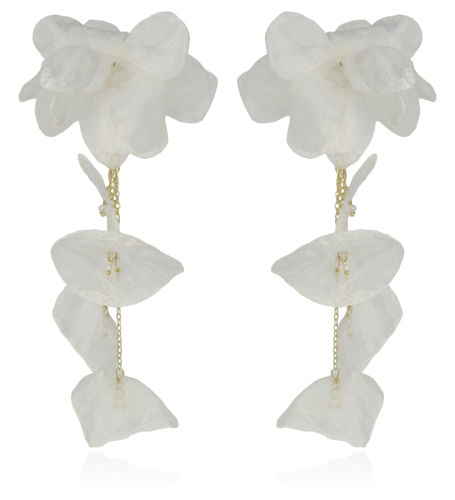 Kolczyki materiałowe kwiaty z łańcuszkami białe